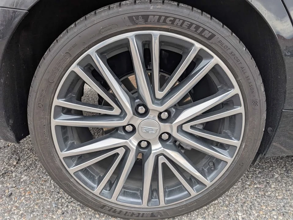 2025 Cadillac CT5 - Image 8 of 15