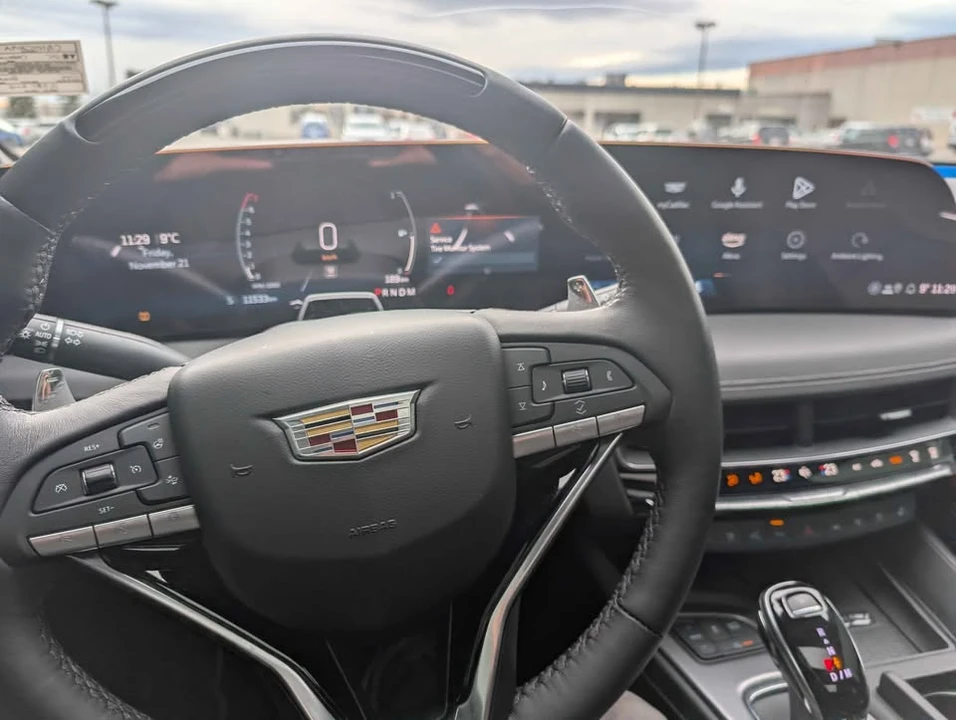 2025 Cadillac CT5 - Image 14 of 15