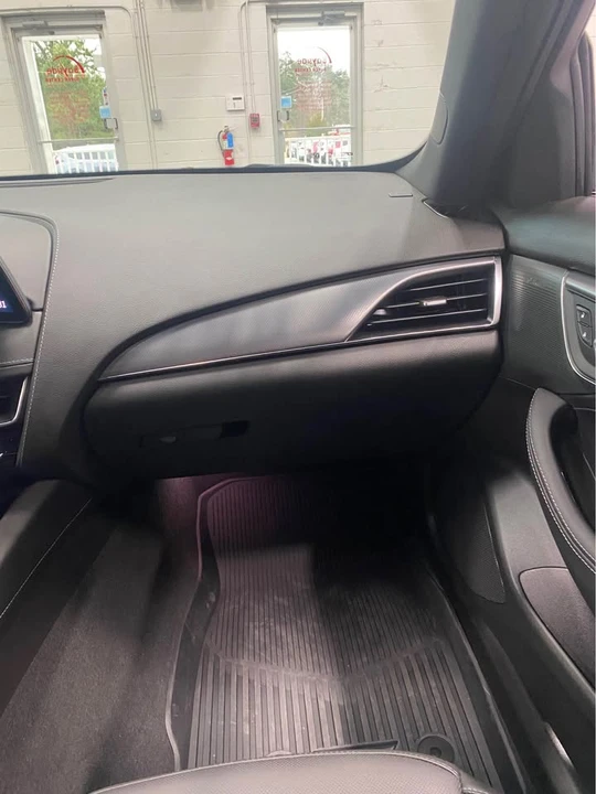 2025 Cadillac CT5 - Image 10 of 13