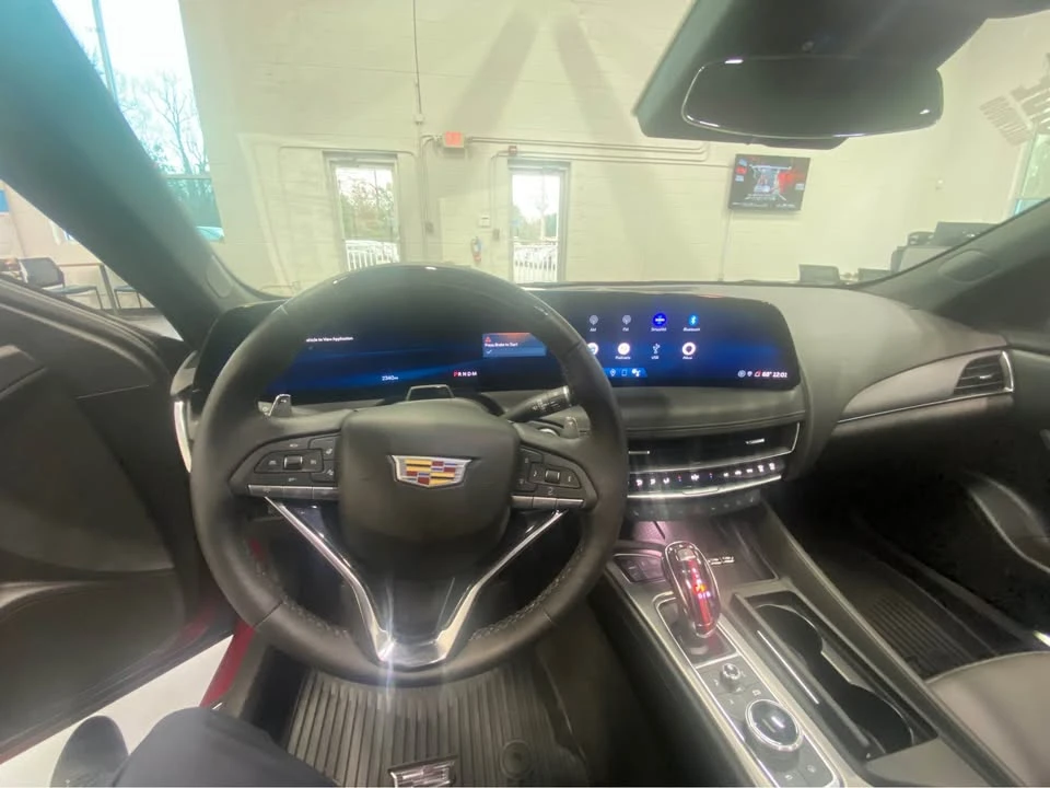 2025 Cadillac CT5 - Image 8 of 13