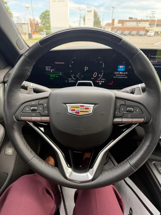2025 Cadillac CT5 - Image 6 of 9