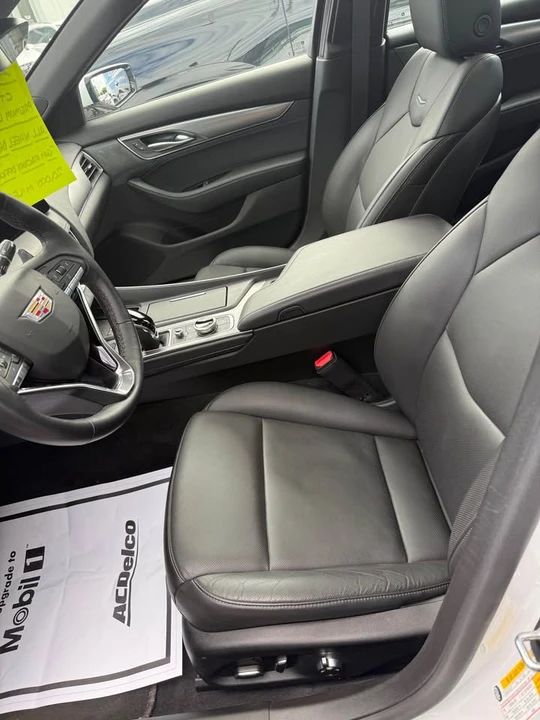 2025 Cadillac CT5 - Image 4 of 9