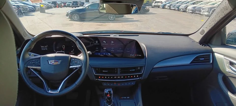 2025 Cadillac CT5 - Image 12 of 20
