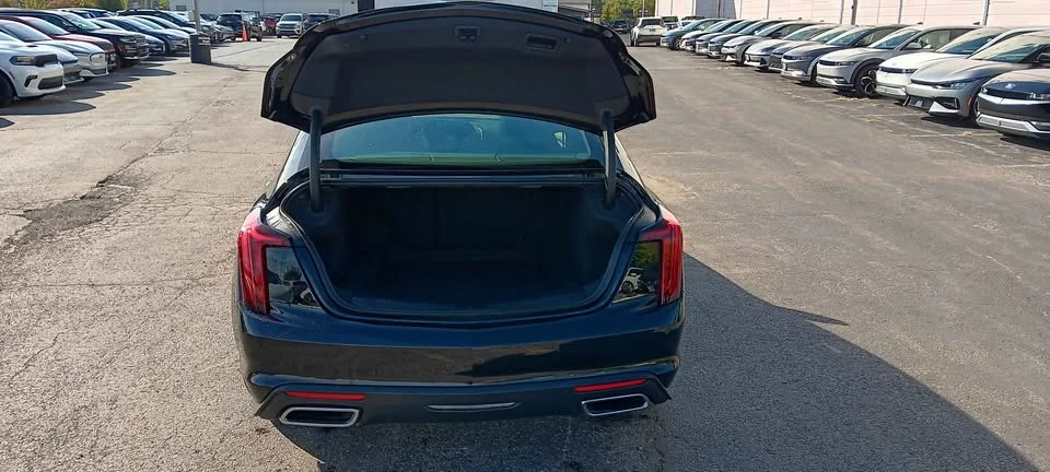 2025 Cadillac CT5 - Image 17 of 20
