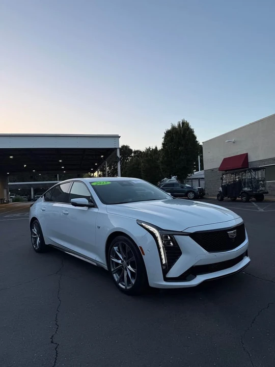 2025 Cadillac CT5 - Image 4 of 12