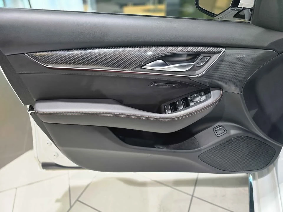 2025 Cadillac CT5 - Image 8 of 8