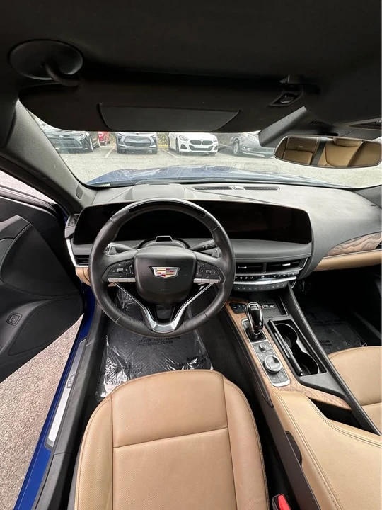 2025 Cadillac CT5 - Image 5 of 7