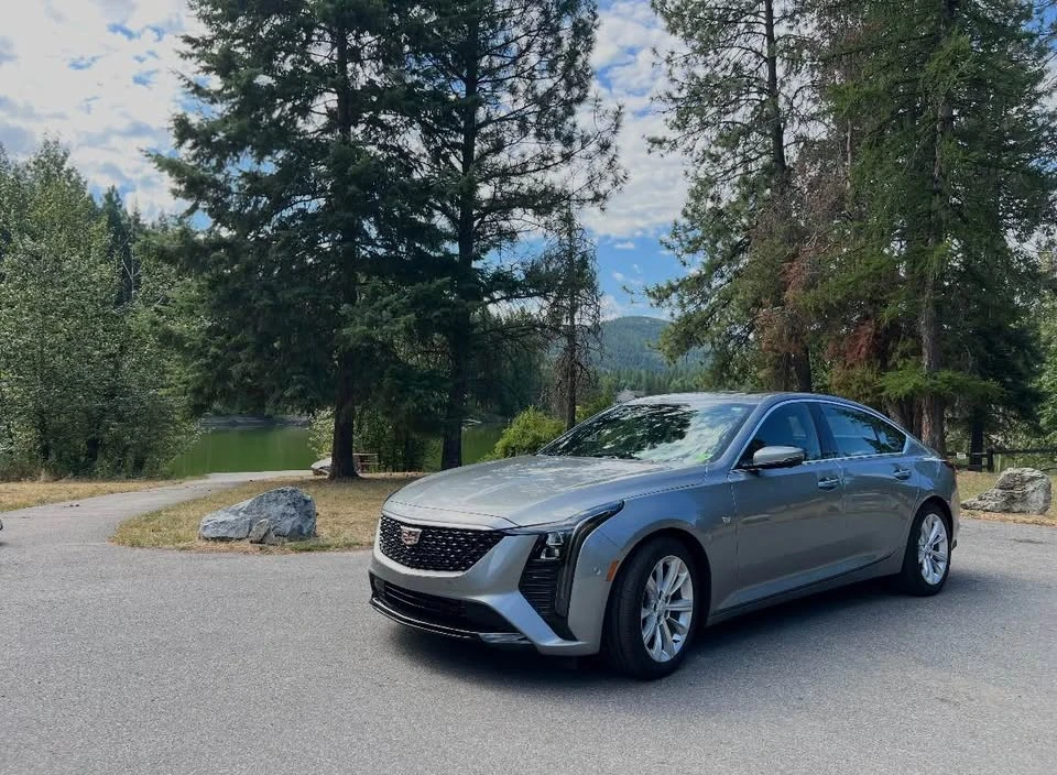 2025 Cadillac CT5 - Image 5 of 6