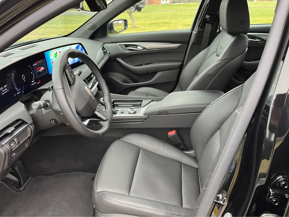 2025 Cadillac CT5 - Image 6 of 19