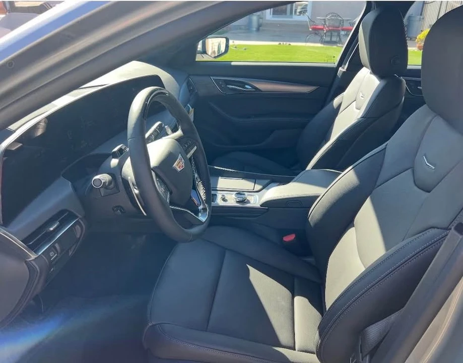 2025 Cadillac CT5 - Image 3 of 4