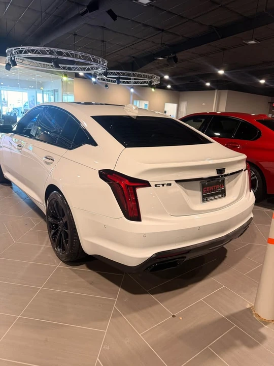 2025 Cadillac CT5 - Image 3 of 10