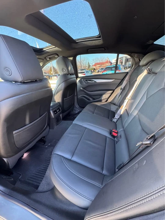 2025 Cadillac CT5 - Image 5 of 8