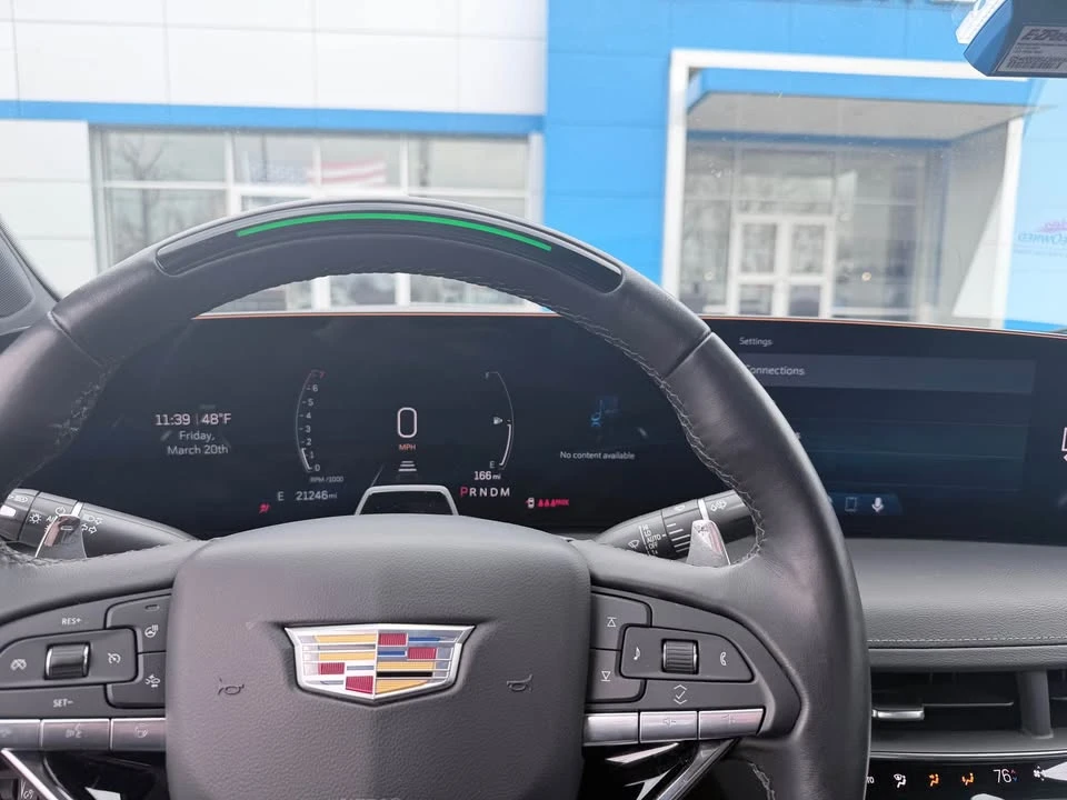 2025 Cadillac CT5 - Image 4 of 10
