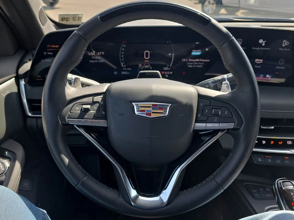 2025 Cadillac CT5 - Image 8 of 19