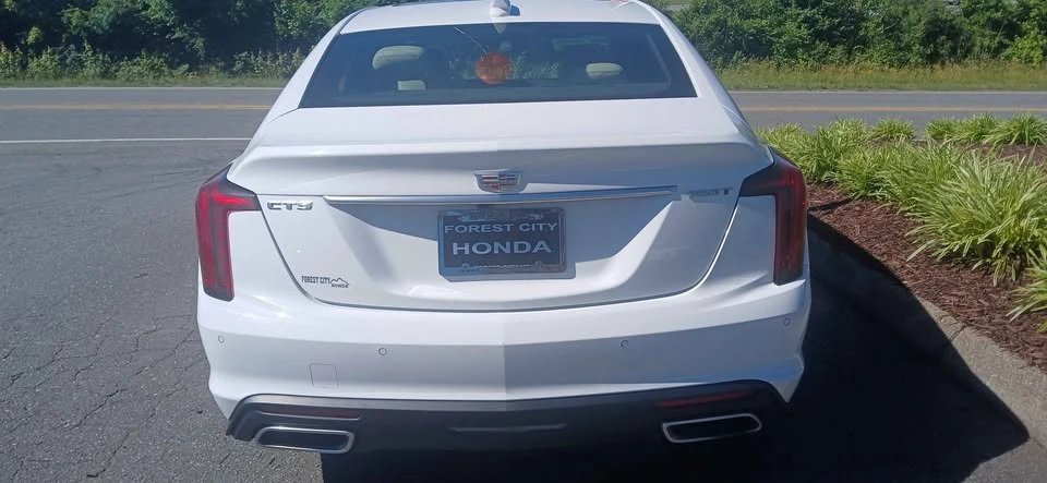 2025 Cadillac CT5 - Image 5 of 10