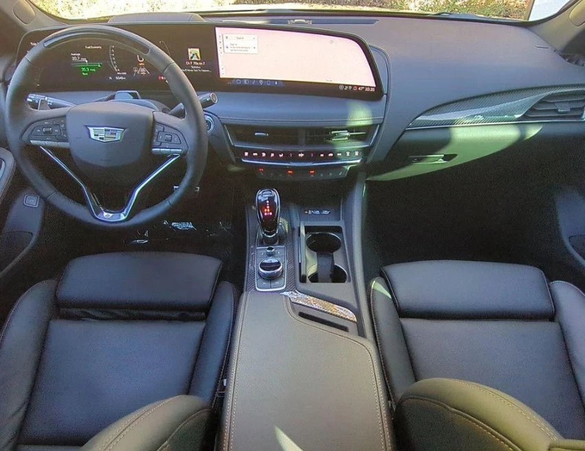 2025 Cadillac CT5 - Image 11 of 17