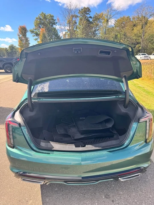 2025 Cadillac CT5 - Image 10 of 10