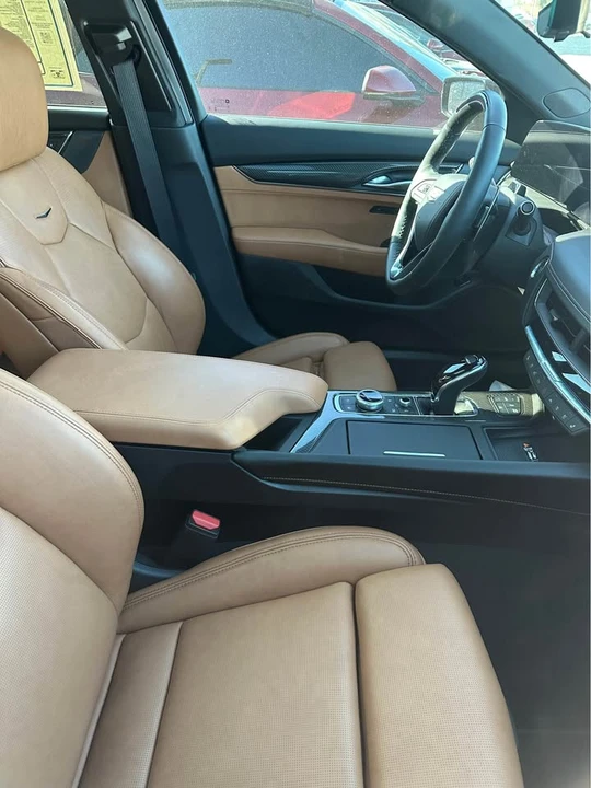 2025 Cadillac CT5 - Image 3 of 5