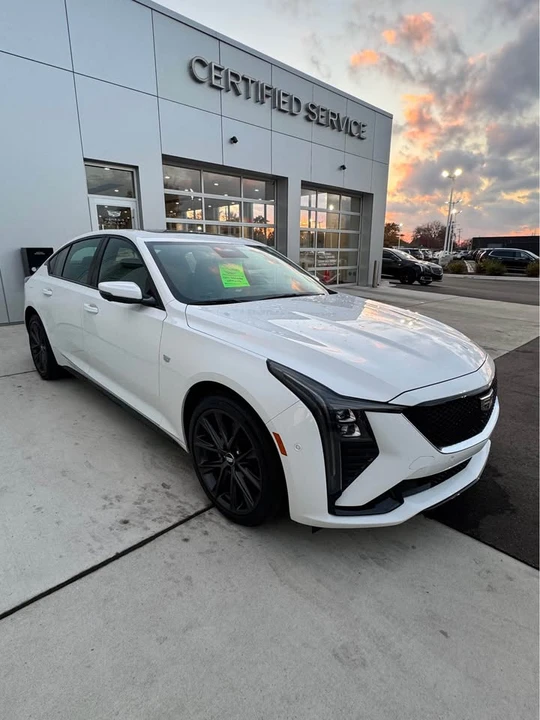 2025 Cadillac CT5 - Image 3 of 16