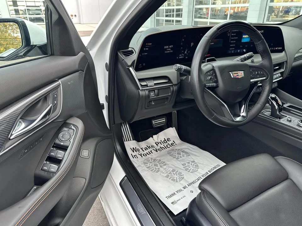 2025 Cadillac CT5 - Image 5 of 16