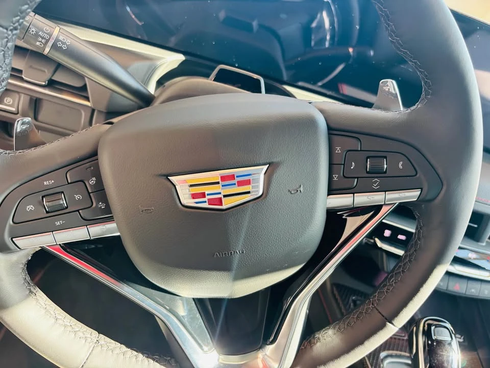 2025 Cadillac CT5 - Image 15 of 15