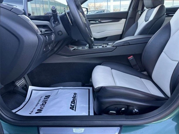 2025 Cadillac CT5 - Image 19 of 20