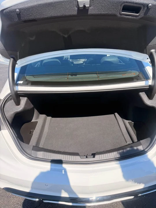 2025 Cadillac CT5 - Image 17 of 18