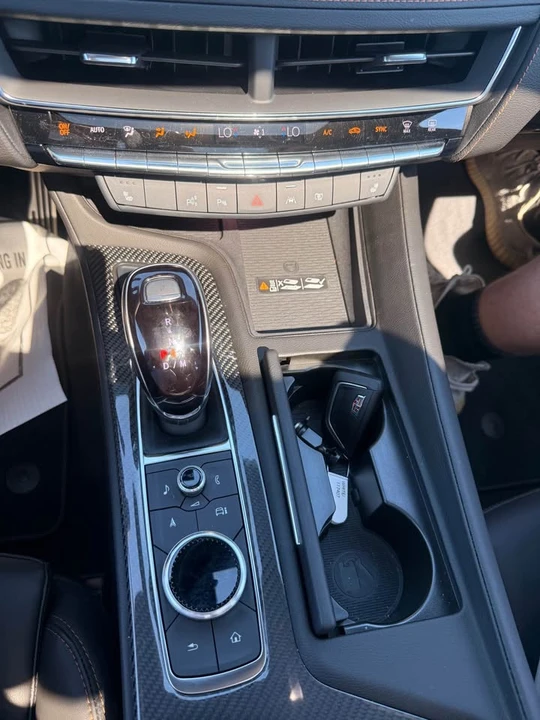 2025 Cadillac CT5 - Image 10 of 18