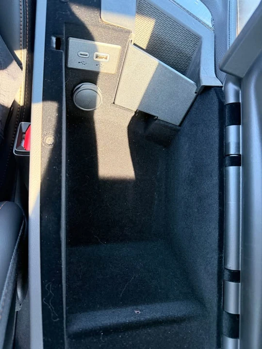 2025 Cadillac CT5 - Image 12 of 18
