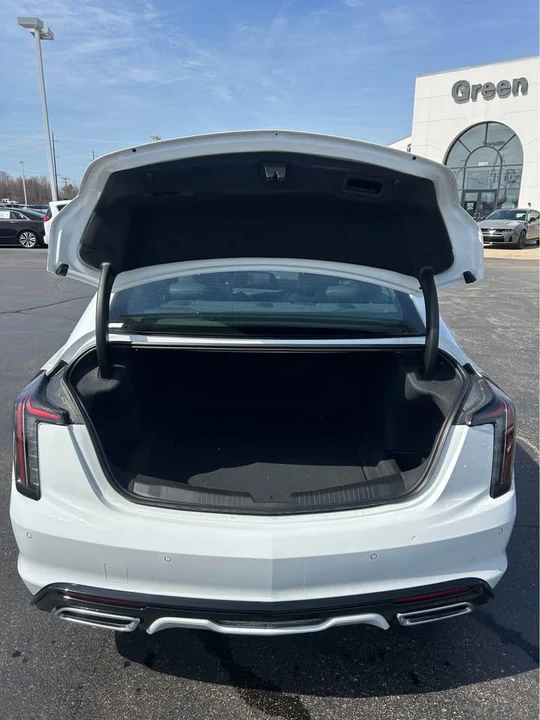 2025 Cadillac CT5 - Image 19 of 20