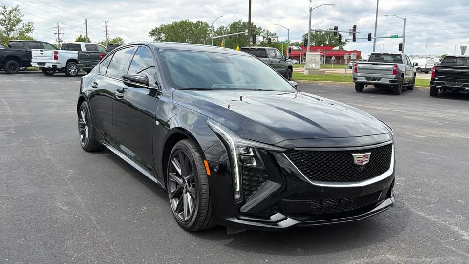 2025 Cadillac CT5 - Image 8 of 14