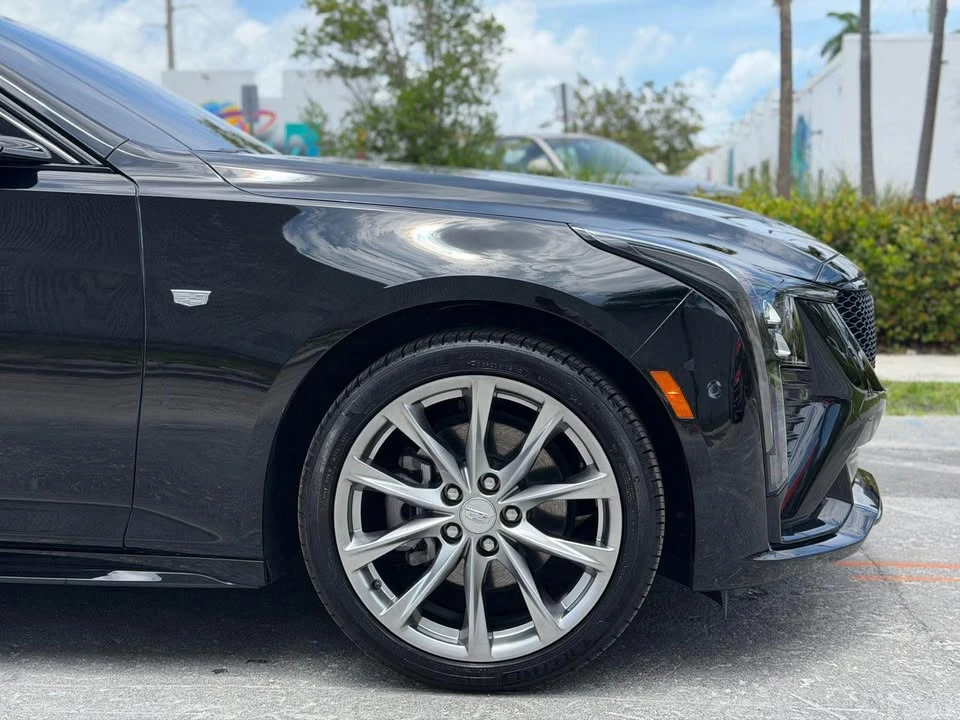 2025 Cadillac CT5 - Image 3 of 10