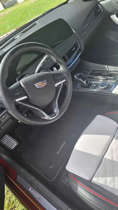 2025 Cadillac CT5-V Blackwing - Image 5 of 9