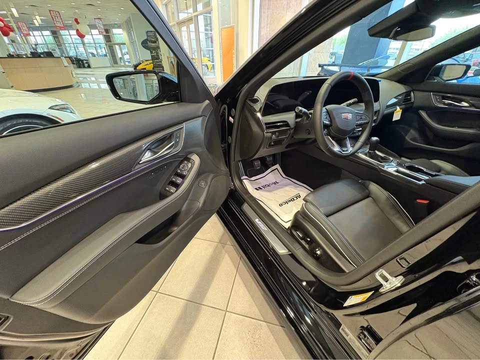 2025 Cadillac CT5-V Blackwing - Image 10 of 12