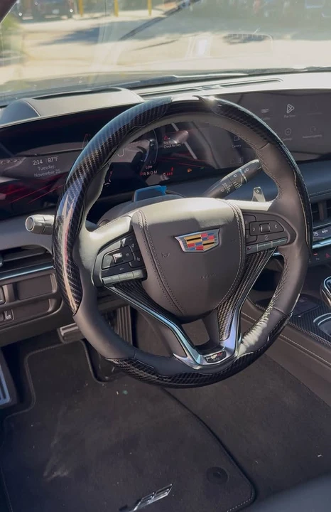 2025 Cadillac CT5-V Blackwing - Image 12 of 16