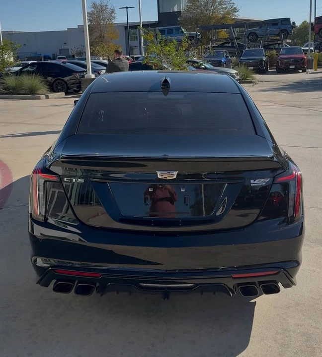 2025 Cadillac CT5-V Blackwing - Image 10 of 16