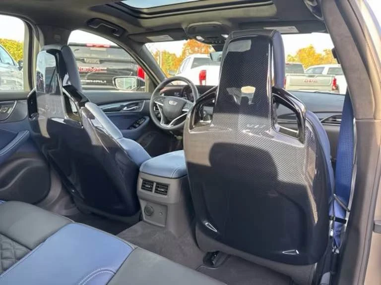 2025 Cadillac CT5-V Blackwing - Image 14 of 18