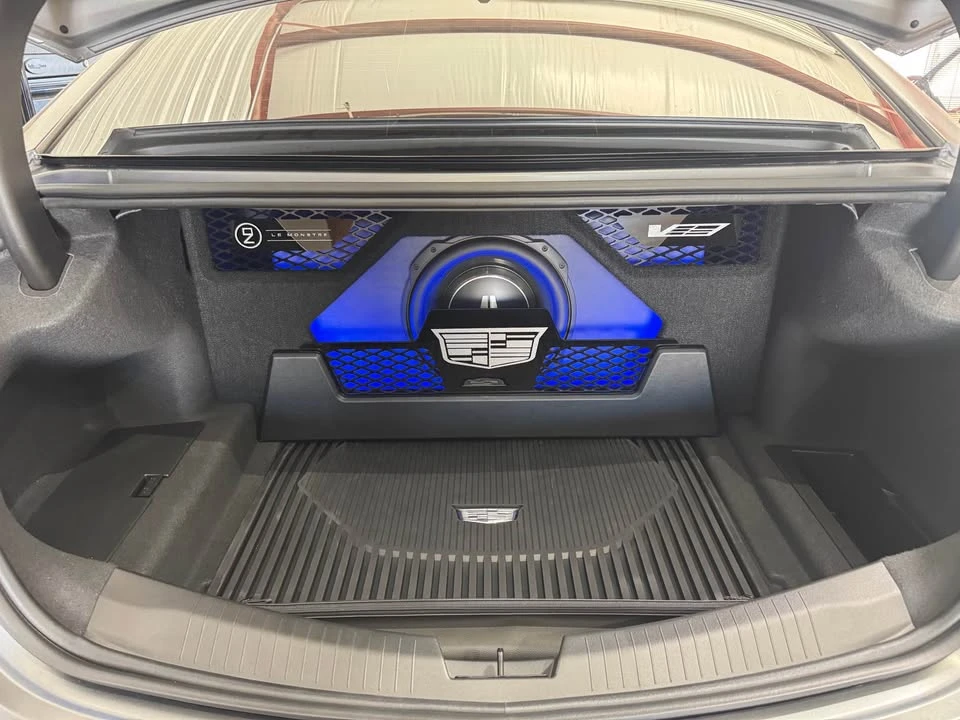 2025 Cadillac CT5-V Blackwing - Image 8 of 10