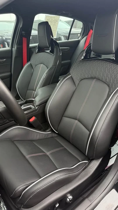 2025 Cadillac CT5-V Blackwing - Image 12 of 14