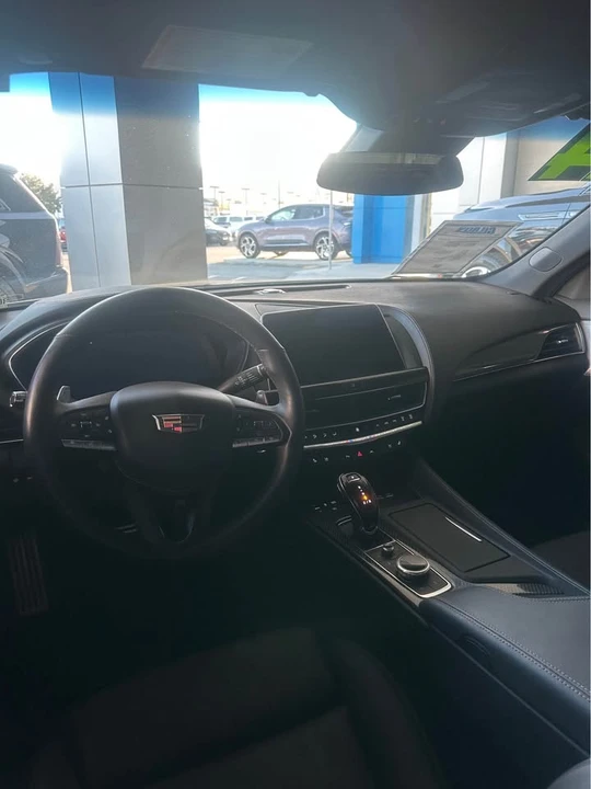 2025 Cadillac CT5-V - Image 6 of 7