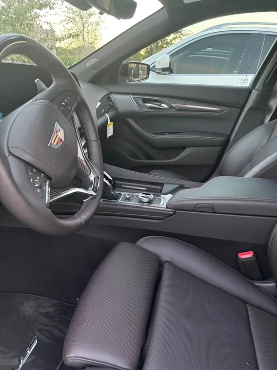 2025 Cadillac CT5-V - Image 5 of 7