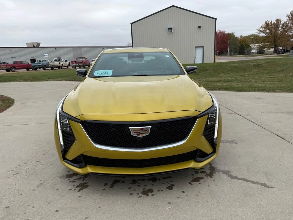 2025 Cadillac CT5-V - Image 2 of 20