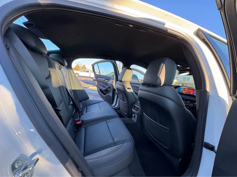 2025 Cadillac CT5-V - Image 10 of 11