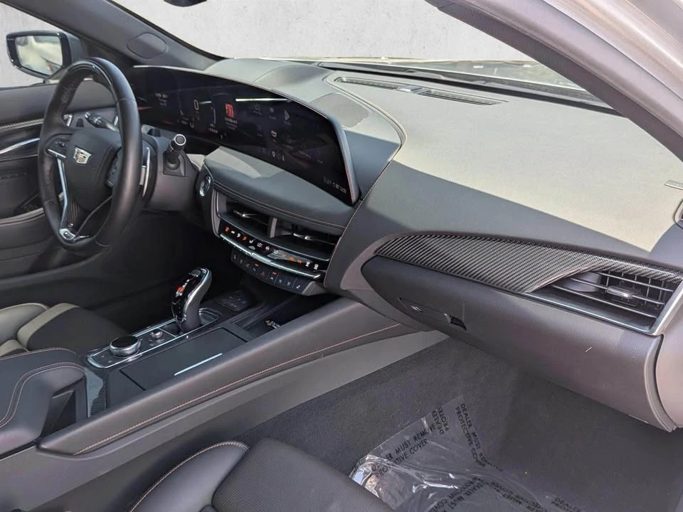 2025 Cadillac CT5-V - Image 14 of 20