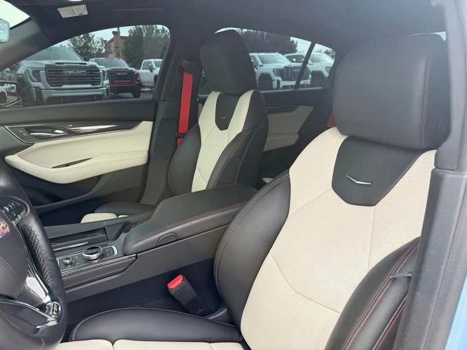 2025 Cadillac CT5-V - Image 10 of 18