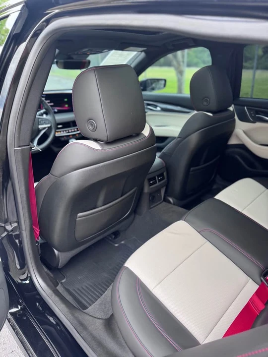 2025 Cadillac CT5-V - Image 11 of 19