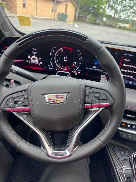 2025 Cadillac CT5-V - Image 18 of 19