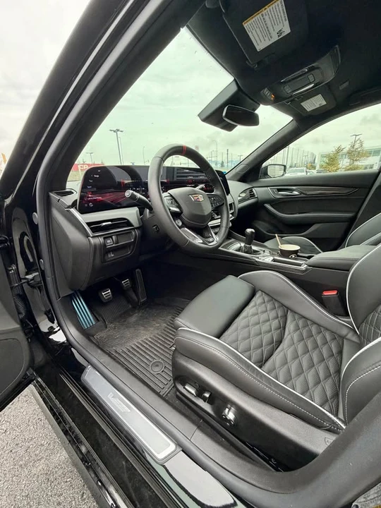 2025 Cadillac CT5-V Blackwing - Image 10 of 18