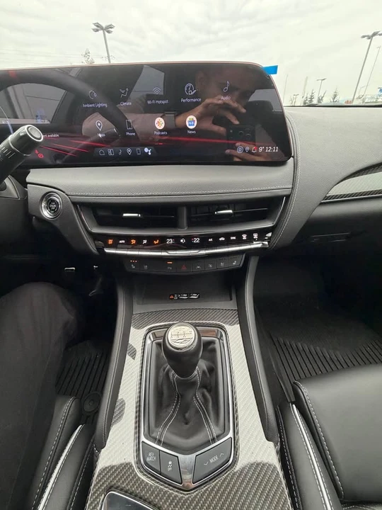 2025 Cadillac CT5-V Blackwing - Image 17 of 18