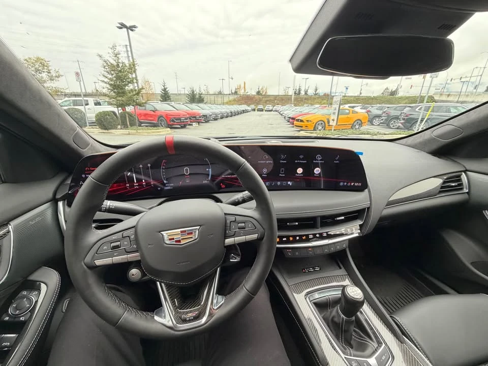 2025 Cadillac CT5-V Blackwing - Image 15 of 18